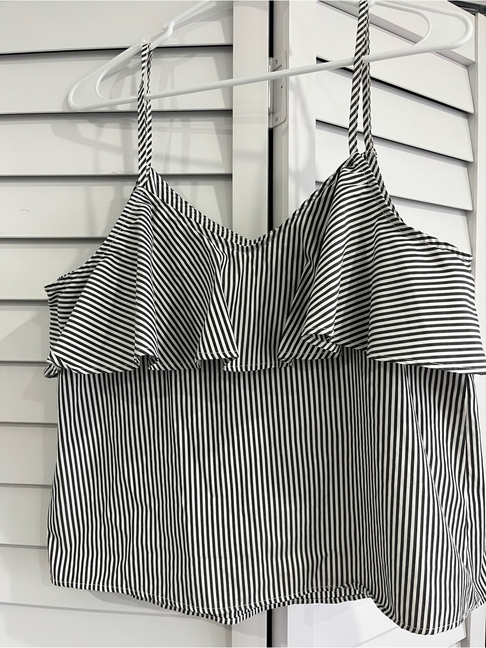 Striped Ruffle Camisole Tank Top - Black/White
